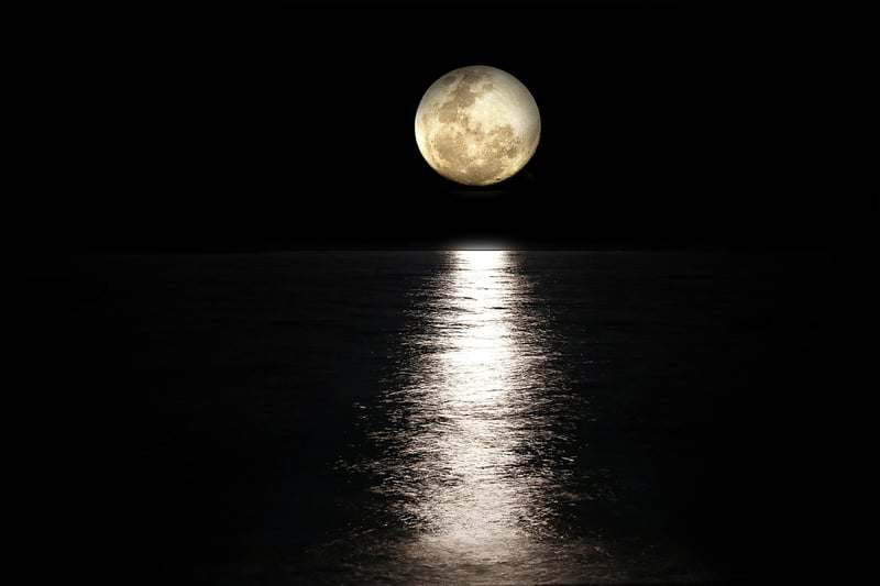 Full Moon Sky